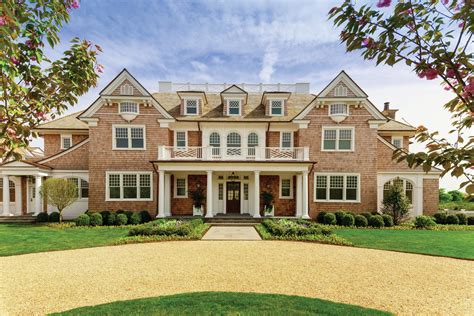 Hamptons Vacation Home Is Move In Ready Builder Magazine Luxury