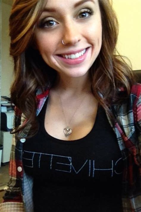 Pictures Of Cute Girls Taking Selfies Thechive