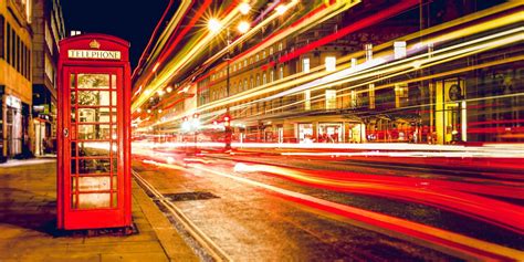 How To Take Photos With Light Trails In 5 Easy Steps Makeuseof