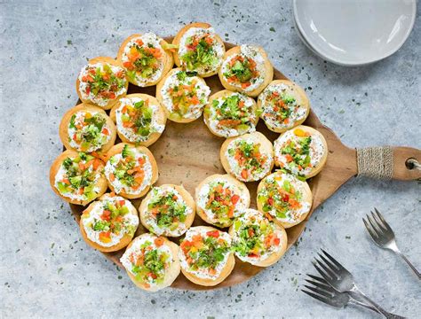 Try these cool holiday hacks for easy, shortcut christmas appetizers. Heavy Appetizers For Christmas / 90 Easy Holiday Appetizers Holiday Recipes Menus Desserts Party ...