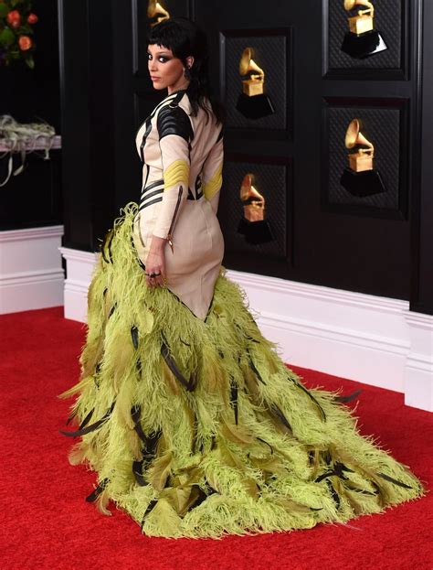 Grammys 2021 Fashion Megan Thee Stallion Wins The Red Carpet Music