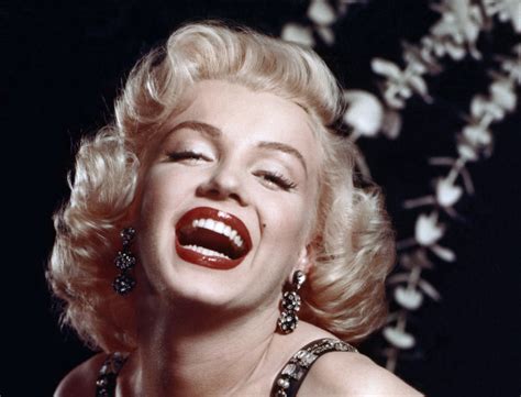 Điều ít Biết Về Cuộc Khám Nghiệm Tử Thi Quả Bom Sex Marilyn Monroe Người Bảo Tự Chết Kẻ