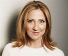 Edie Falco Biography - Facts, Childhood, Family Life & Achievements