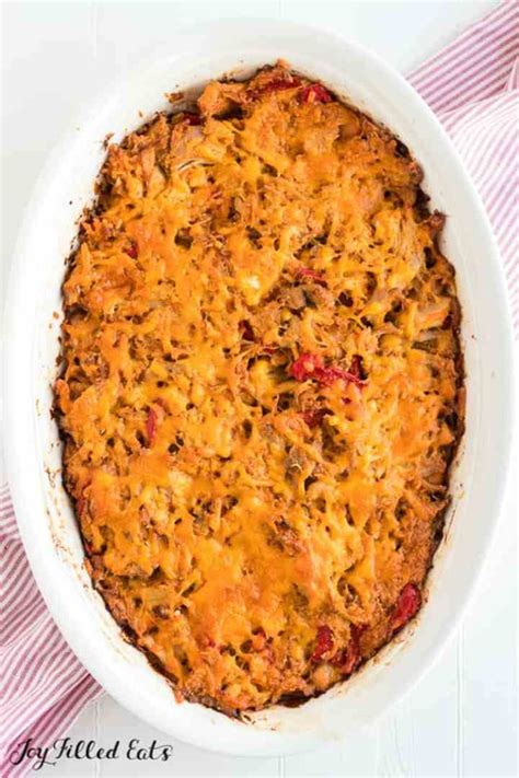 This low carb chicken fajita casserole is a flavorful, cheesy, protein packed meal the entire family will enjoy. Chicken Fajita Casserole - Low Carb, Keto, THM S, Grain ...