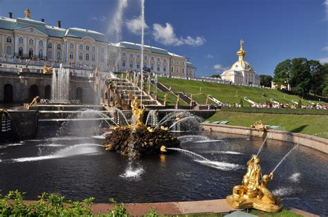 Petrohrad A Petrodvorce S Návštěvou Pobaltských Republik Cestovánícz