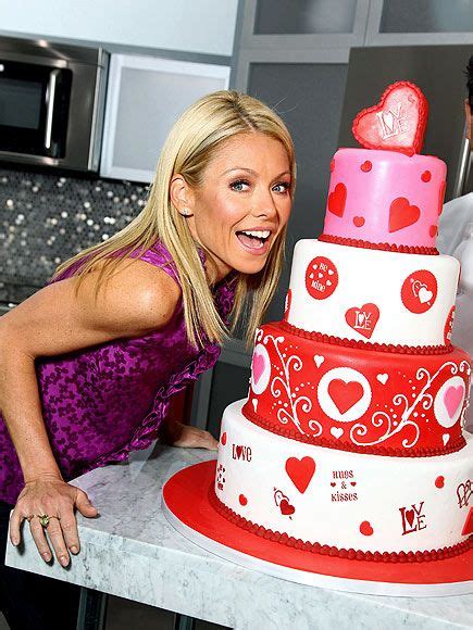 Kelly Ripa Celebrity Birthday Cakes Cake Crazy Cakes Valentine Cake