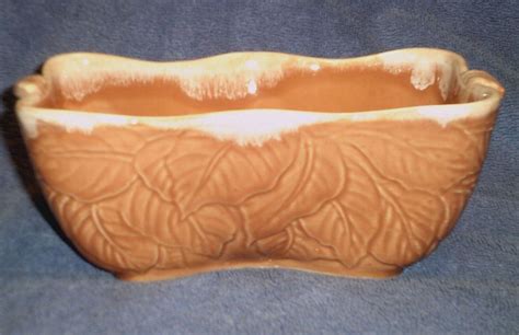 Vintage Imperial Hull Pottery Planter F8 Orangecoral Rectangle Leaves