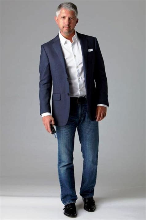 Awesome 45 Classy Outfits Ideas For Men Over 50 Business Casual Attire For Men Mens Casual