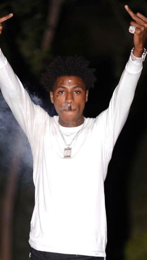 Youngboy Nba Outfit Dreadlock Hairstyles Best Rapper Alive