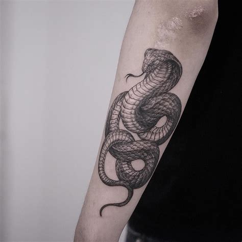 The tattoo of the snake is fascinating with its beauty and symbolism. 80+ Snake Tattoo Design Ideas for your Next Tattoo in 2020 ...