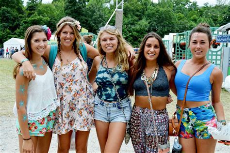 16 Cant Miss Looks From This Weekends Firefly Festival Teen Vogue