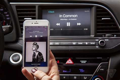 How To Play Spotify In Car With 6 Methods