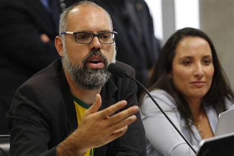 allan dos santos dribla decisão do stf e já tem mais de 20 mil seguidores em canal alternativo