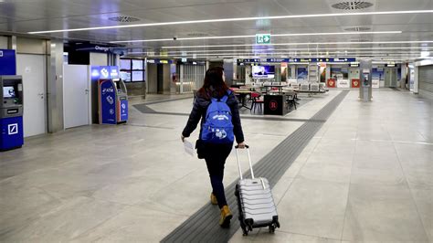 They Fled Coronavirus In Europe Border Agents Asked If Theyd Visited