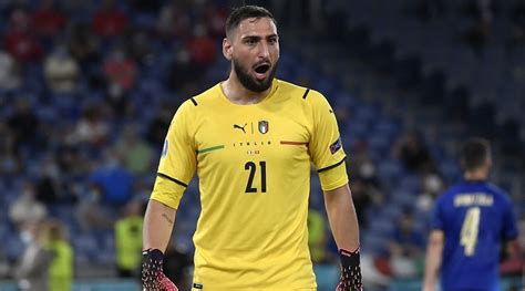 Milan, 22 years, 25 international caps. Euro 2020 - Who is Gianluigi Donnarumma's wife and does he ...
