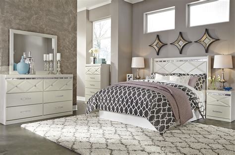 Catalina antique white traditional bedroom set by ashley furniture. Signature Design by Ashley Dreamur B351 Q Bedroom Group 2 ...