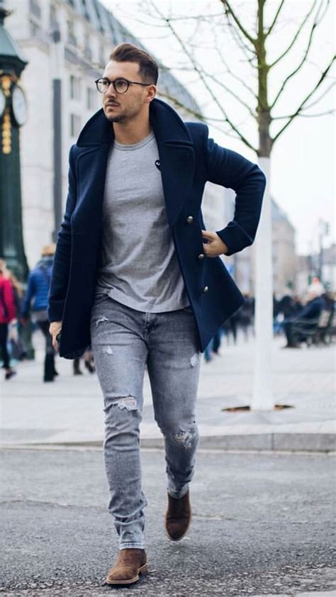 35 Gorgeous Mens Winter Outfits Ideas To Keep Warm And Still Looks Gentle