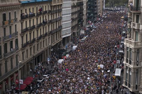 photos from catalonia s independence vote the atlantic