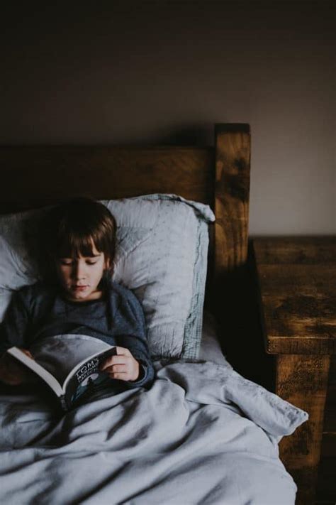 5 Ways Reading Before Bed Helps You Fall Asleep Hooked To Books