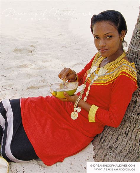 The Maldives Traditional Dress The Dhivehi Libaas A Cultural Heritage