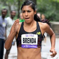 Brenda Martinez Takes The Worlds Fastest Interview News Bring Back The Mile