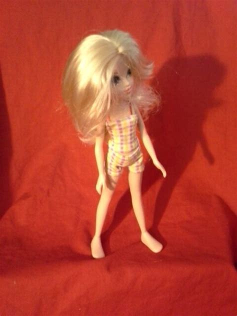 Movie 2009 Mga Entertainment Cute Blondie W Outfit And Feet ~ See
