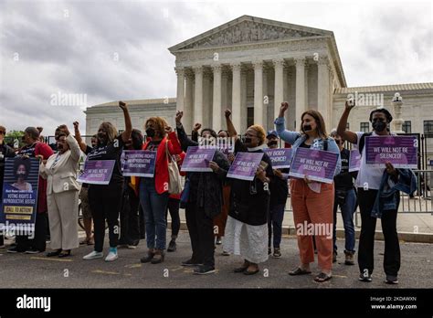 Black civic participation hi-res stock photography and images - Alamy