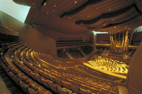 10 Extraordinary Concert Hall Designs