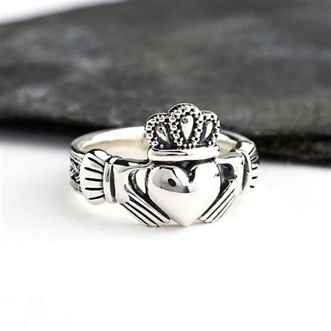 mens claddagh ring sterling silver mens claddagh ring claddagh rings clean gold jewelry