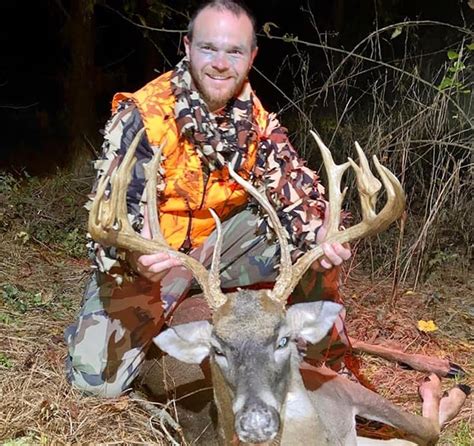 One Year Later Huntstand Helps Anchor Ar 14 Point Big Buck Alert