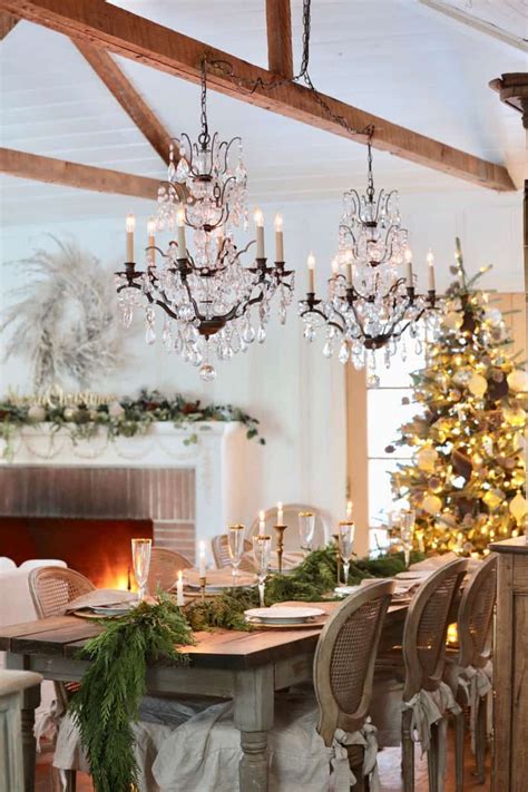 20 Gorgeous Christmas Table Setting Ideas For An Unforgettable Holiday