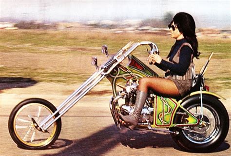 25 vintage photos of badass women ridding their choppers in the 1970s vintage news daily
