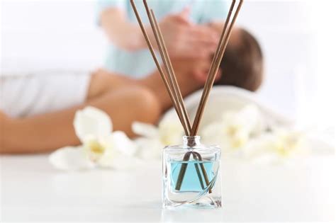 What Is Aromatherapy Massage Benefits And Recipies — Robesnmore