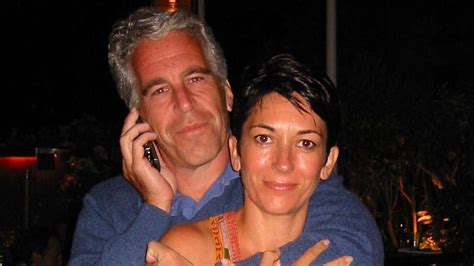 Ghislaine Maxwell Trial Accuser Once Saw Photo Of Maxwell Nude And