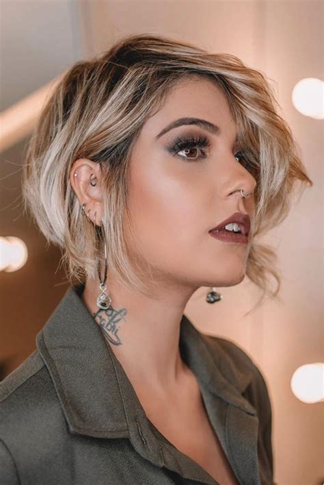The messiness of the hairstyle creates both volume and interest making it a great choice for women with medium to long hair. 2020 Trendy Styles For Modern Bob Haircuts For Fine Hair ...