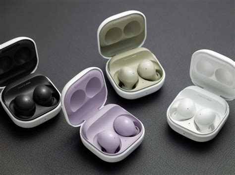 Samsungs New 150 Earbuds Have Noise Canceling And Fun Colors
