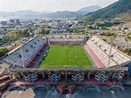 Salerno, Italia - 21 de julio de 2021: Vista aérea del estadio de ...