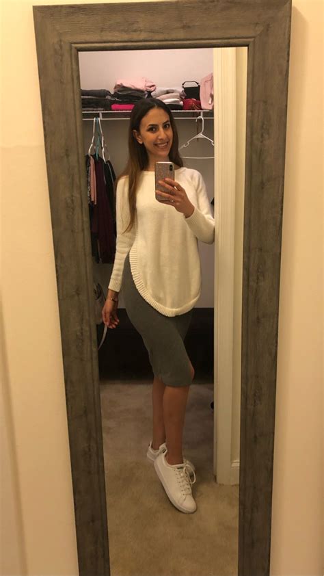 Pin By Lana S On Outfit For Today Mirror Selfie Outfits Mirror