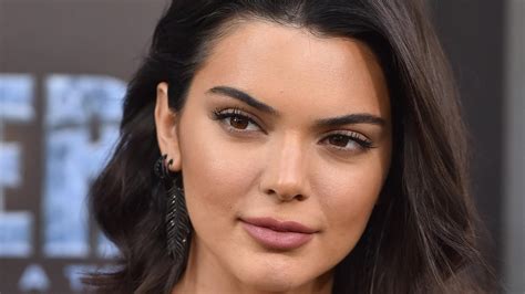 Kendall Jenner Debuts Pixie Resembling Kris Jenners At Nyfw Allure