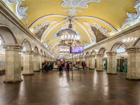 The source and el pasajero. Metro Moskau Foto & Bild | kultur, u-bahn, metro Bilder ...
