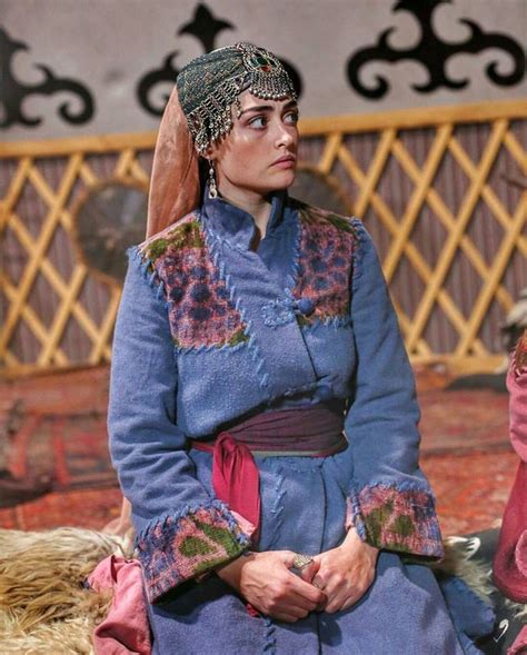 pin by eyzaaa on dİrİlİŞ ertuĞrul resurrection ertugrul turkish clothing turkish fashion