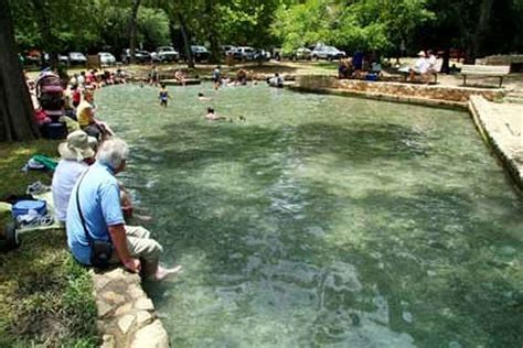 Summer Fun Comal Tubes Offers Free Tubing On The Comal River