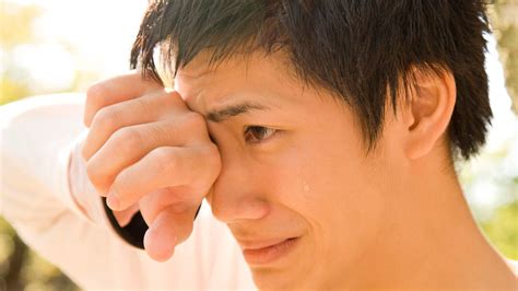 Japanese Firms Hiring Handsome Weeping Boys Who Show Films About