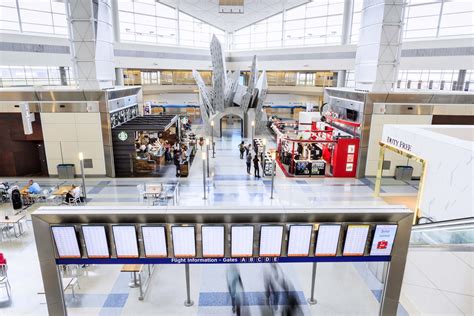 Dfw International Airport Shop Dine And Services Uso Dallasfort Worth