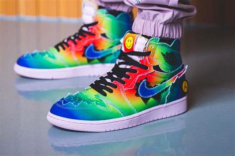 J balvin x air jordan 1 high color: Um olhar detalhado no tênis Air Jordan 1 Retro High OG x J ...