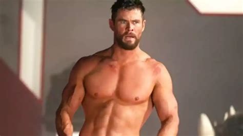 Chris Hemsworth Putting On More Bulk For Hulk Hogan Movie Than For Thor