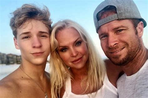 Meet Baylee Thomas Wylee Littrell Photos Of Brian Littrells Son With Wife Leighanne Wallace
