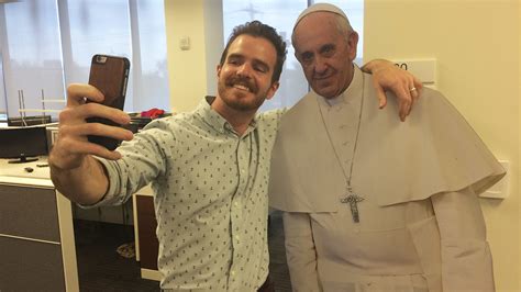 How To Get A Pope Selfie And Be Hashtag Blessed Even If You Arent In