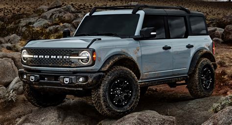 Download Off Roading In Style With The Ford Bronco
