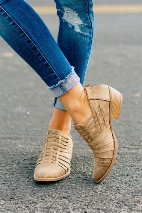 Comfy Womens Shoes Find Out The Most Recent Fashion Boots And Shoes